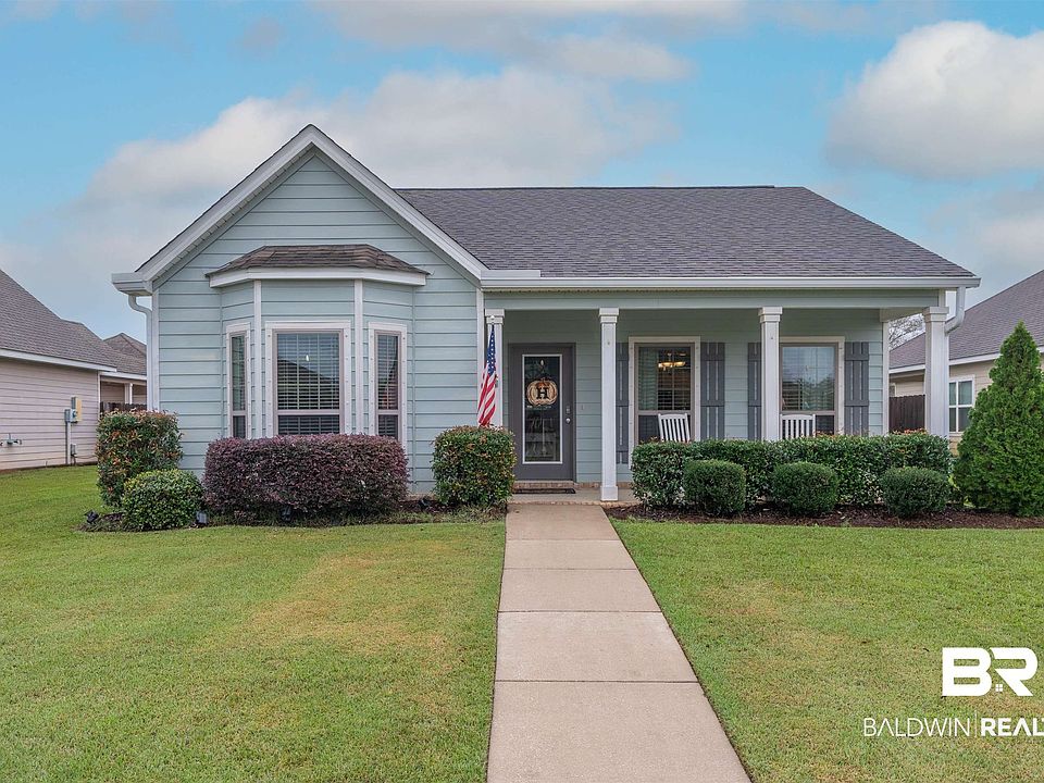 1st image of 23934 Devonfield Ln