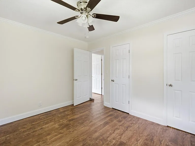 241 Hiawatha Cir — Photo 4