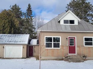 630 Oconto Ave, Peshtigo, WI 54157