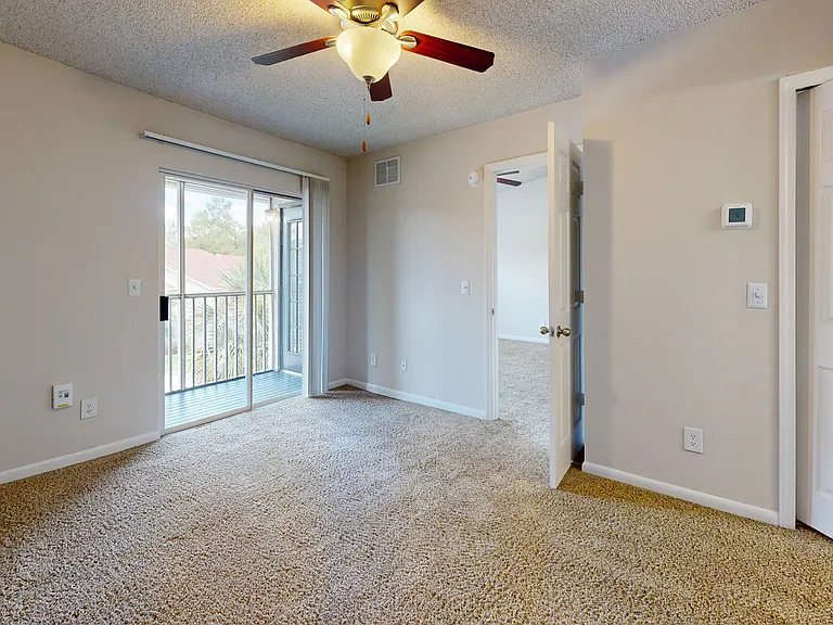 Altamira Place Apartment Homes — Photo 55