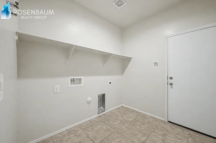 2431 S 46th St — Photo 29