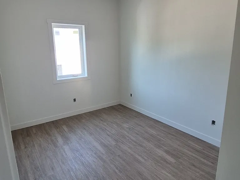 831 5th Ave N #3 — Photo 6