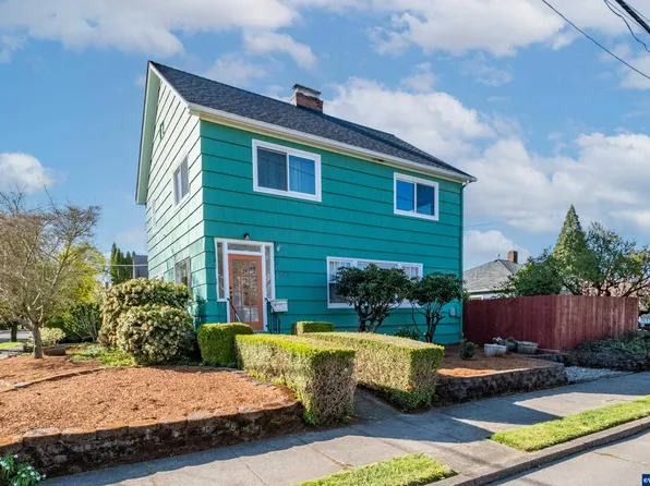 505 21st St NE, Salem, OR 97301