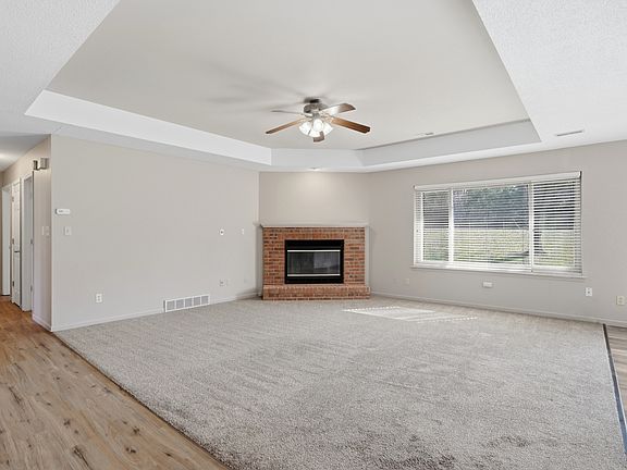 4th image of 5561 E Waterfront Dr N