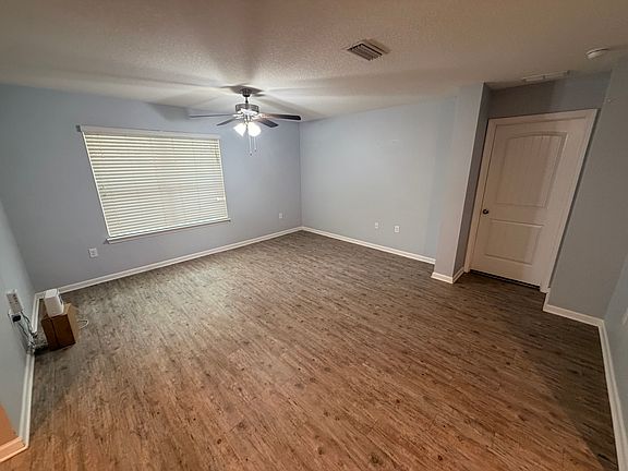 5th image of 9470 Lutoo Ln