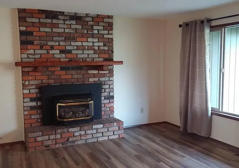 35358 Woodland Ln — Photo 12