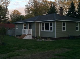 321 W Park St, Fruitport, MI 49415