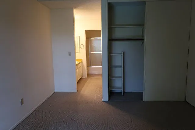 1605 Hotel Cir S — Photo 6