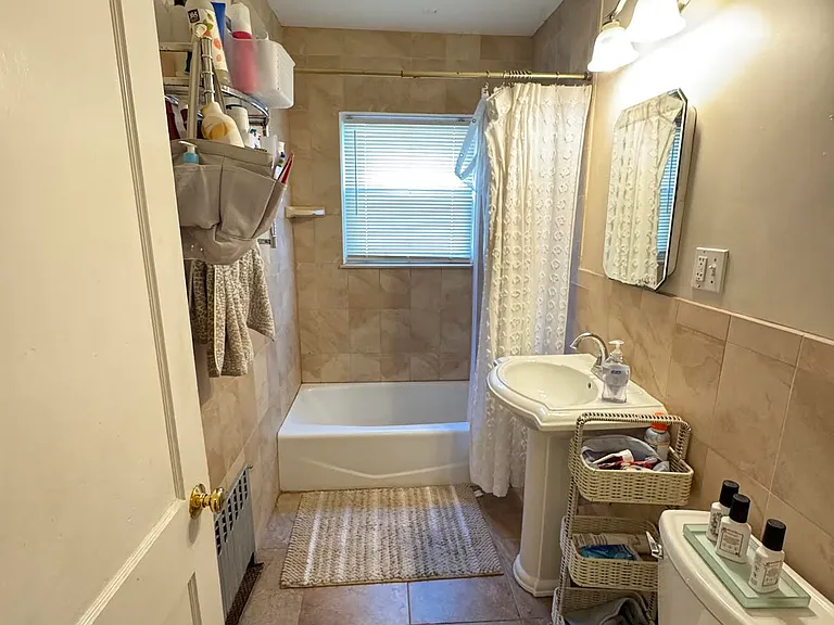 289 Foster St #1L — Photo 14