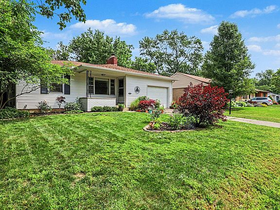 4th image of 721 Parkway Dr NE