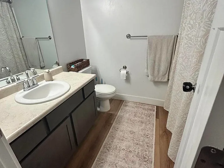 658 N Butte Ln #1 — Photo 12