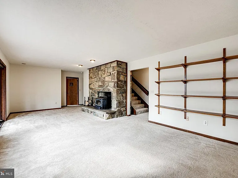 1328 Potomac School Rd — Photo 25