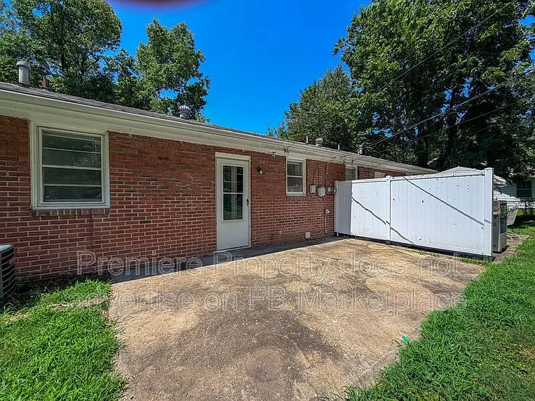 1707 S Glenwood Ave — Photo 11