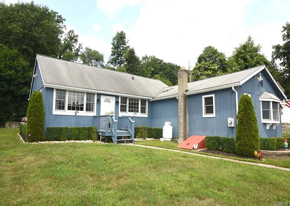 1st image of 210 Haviland Dr