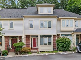 123 E Colonial Dr, Occoquan, VA 22125