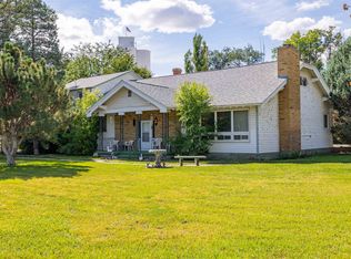 440 W 3rd St, Lovell, WY 82431