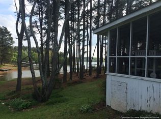 301 Masseys Subdivision Rd, Hartwell, GA 30643