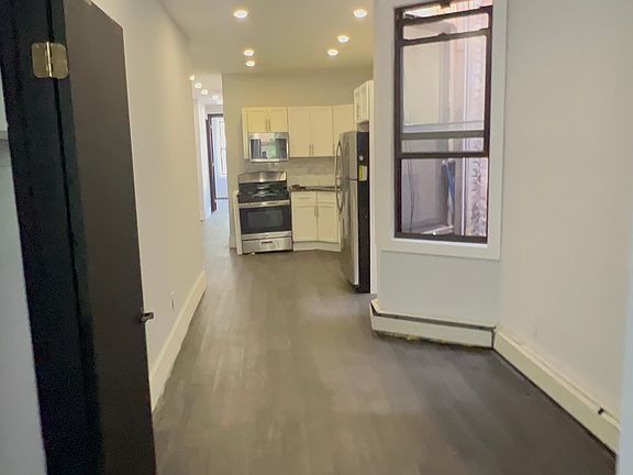 5th image of 182 Ocean Ave APT 3