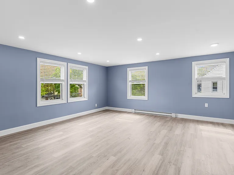 10 Briarcliff Ter #2 — Photo 4