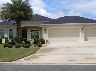 1810 Lake Ridge Dr, The Villages, FL 32162