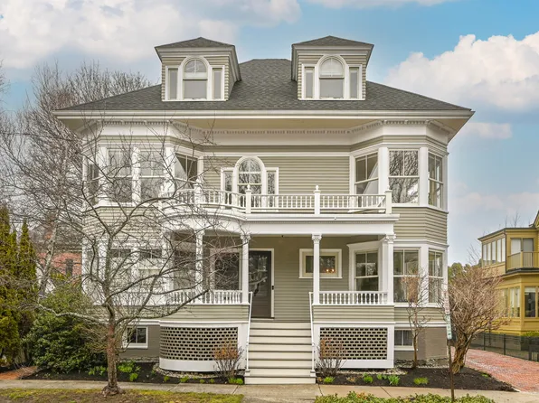 37 Carroll Street, Portland, ME 04102