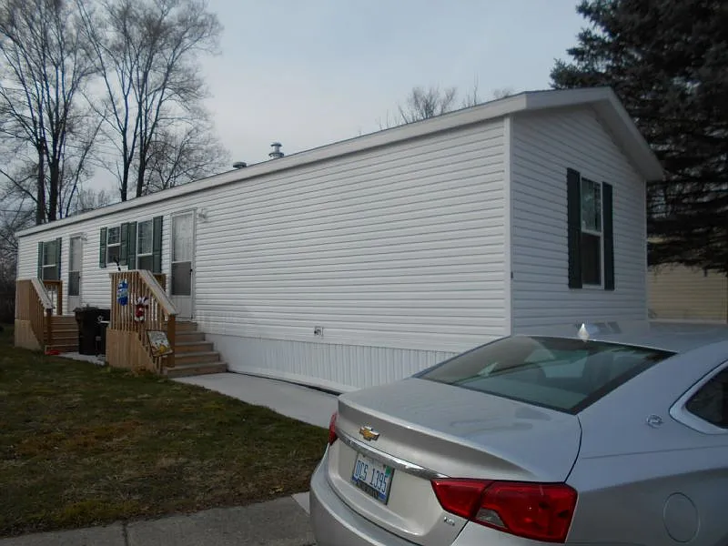 51074 Mott Rd Trailer 4 photo 1