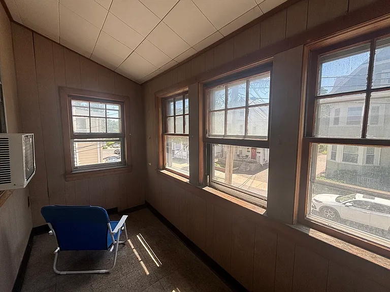 11 Eliot St #2B — Photo 10