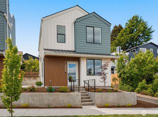 7405 Dayton Avenue N, Seattle, WA 98103