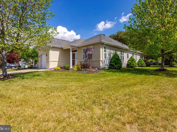 232 Night Hawk Cir, Thorofare, NJ 08086