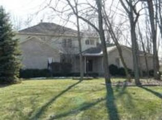 4529 Woodhaven Dr, Zionsville, IN 46077