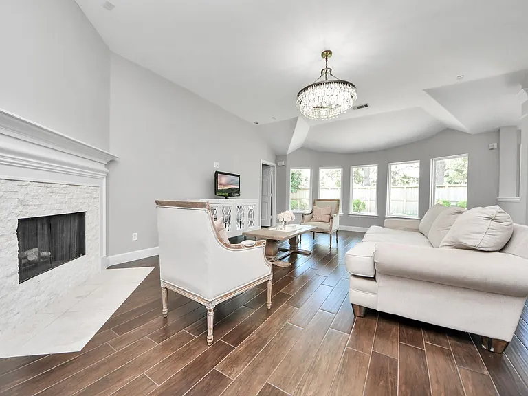 18027 Parkwille Ln — Photo 5