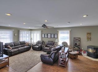 68 Old Bedford Rd, Bedford, NH 03110