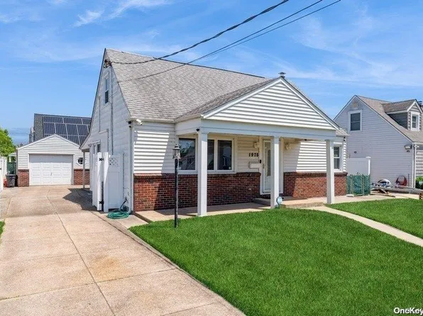 1978 Franklin Road, Valley Stream, NY 11580