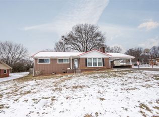 108 Robin Ln, Statesville, NC 28677