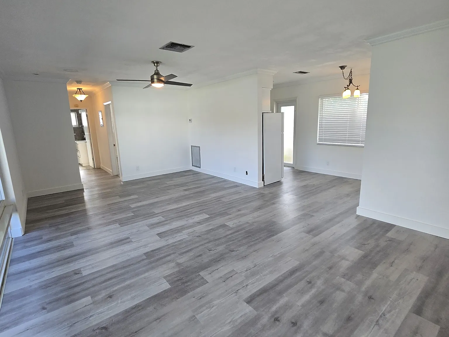 2847-2853 Northeast 30th Street - 2849 — Photo 3