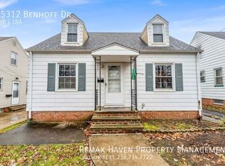 15312 Benhoff Dr, Maple Heights, OH 44137