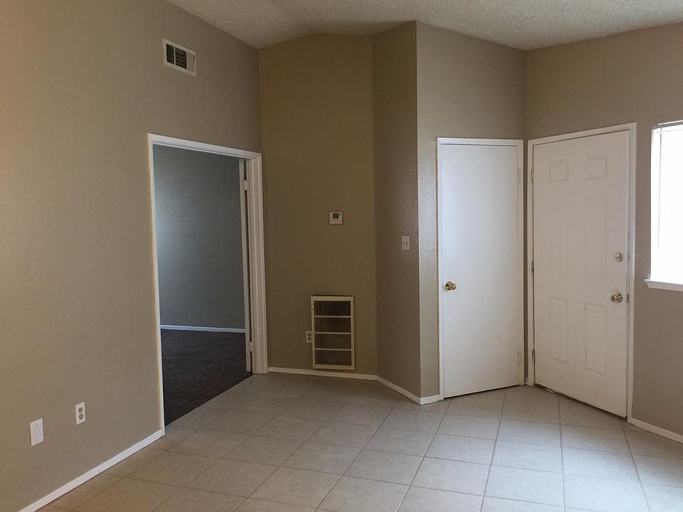 2nd image of 4701 Beechwood St APT 111