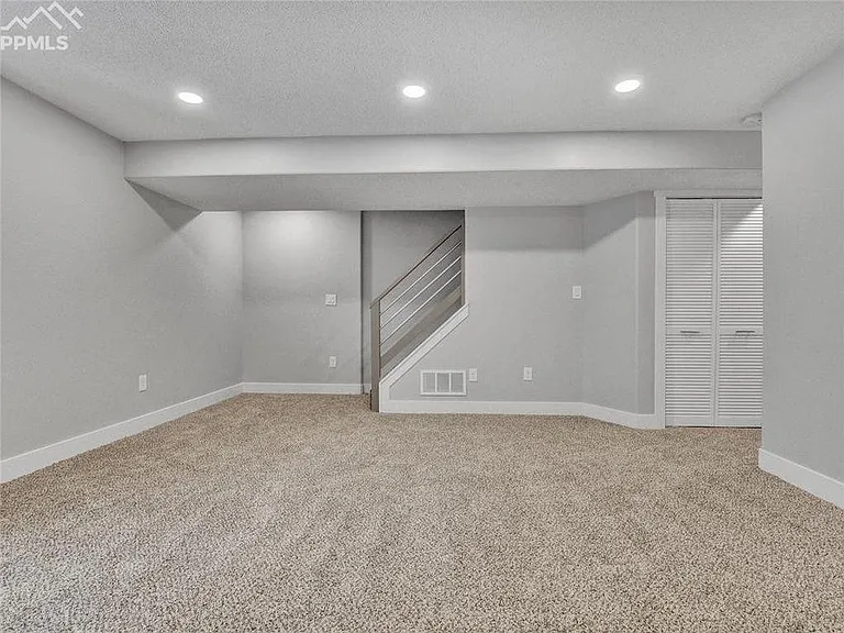 7154 Grand Prairie Dr — Photo 24