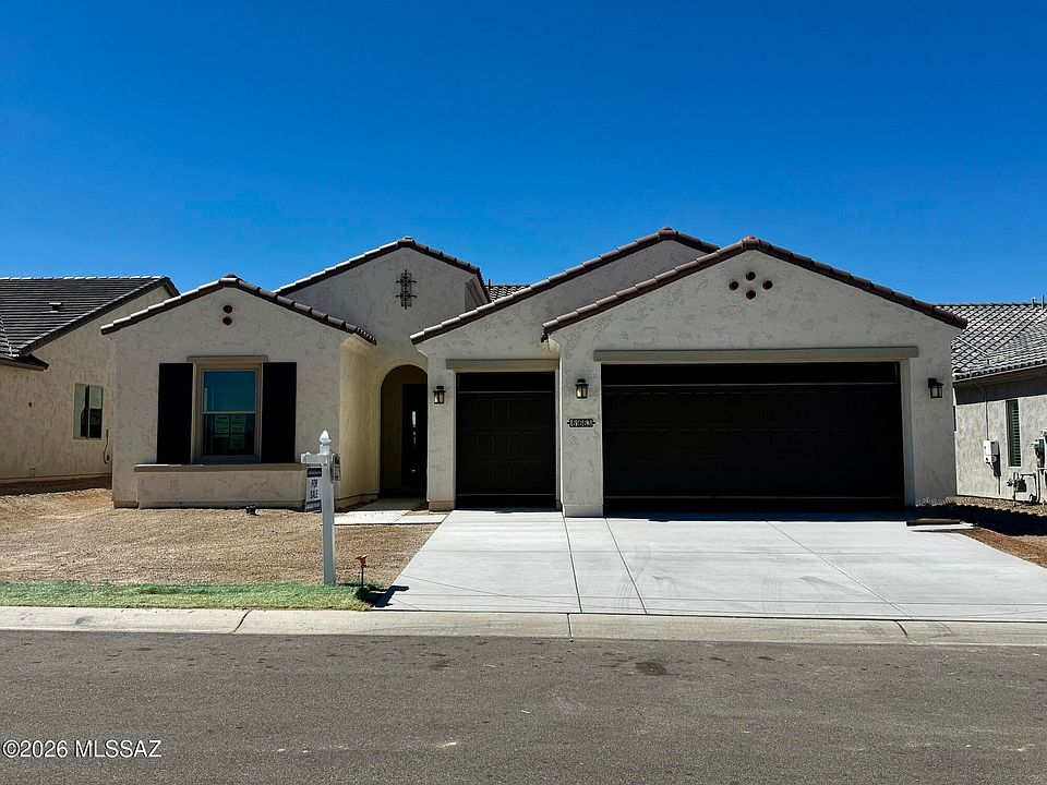 1st image of 61663 E Travertine St