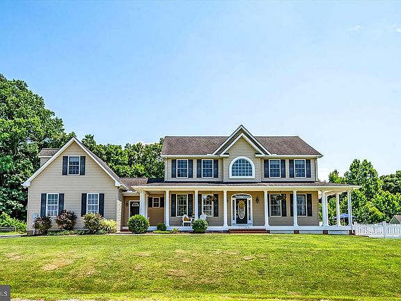 2nd image of 162 Hogue Farm Ln