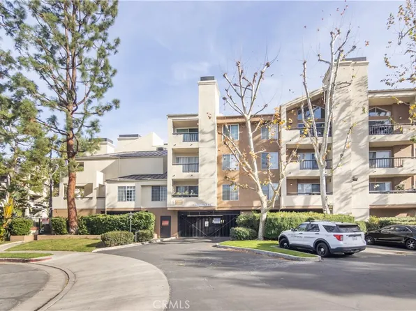 5500 Owensmouth Ave, Woodland Hills, CA