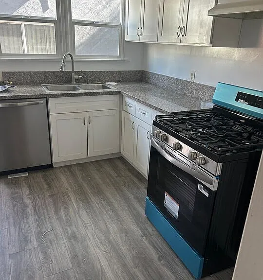 455 S Oakhurst Dr #3 — Photo 3