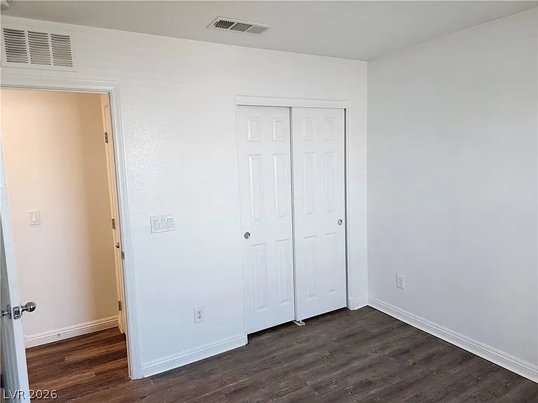 4547 Pencester St — Photo 12
