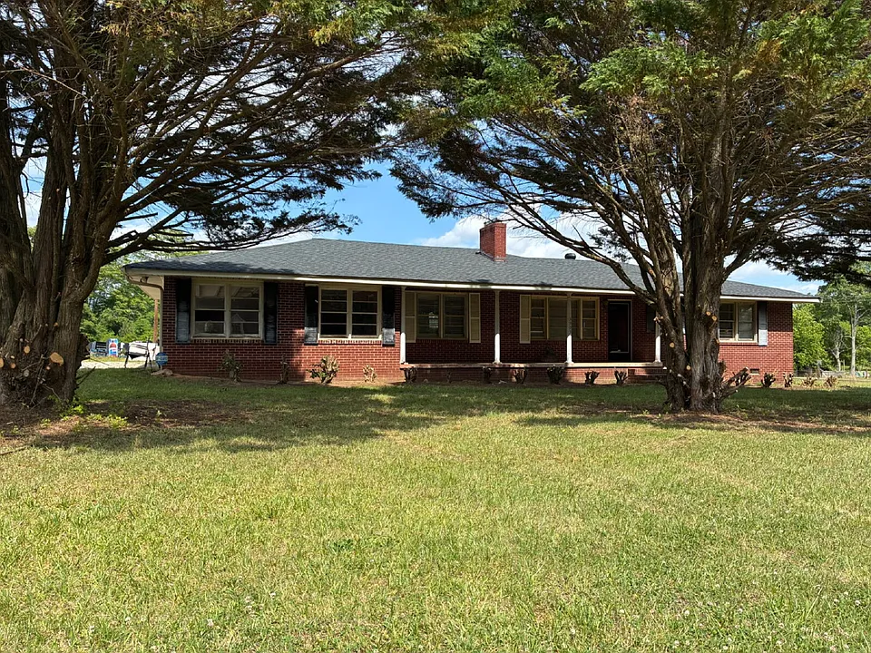 3903 Shady Grove Rd