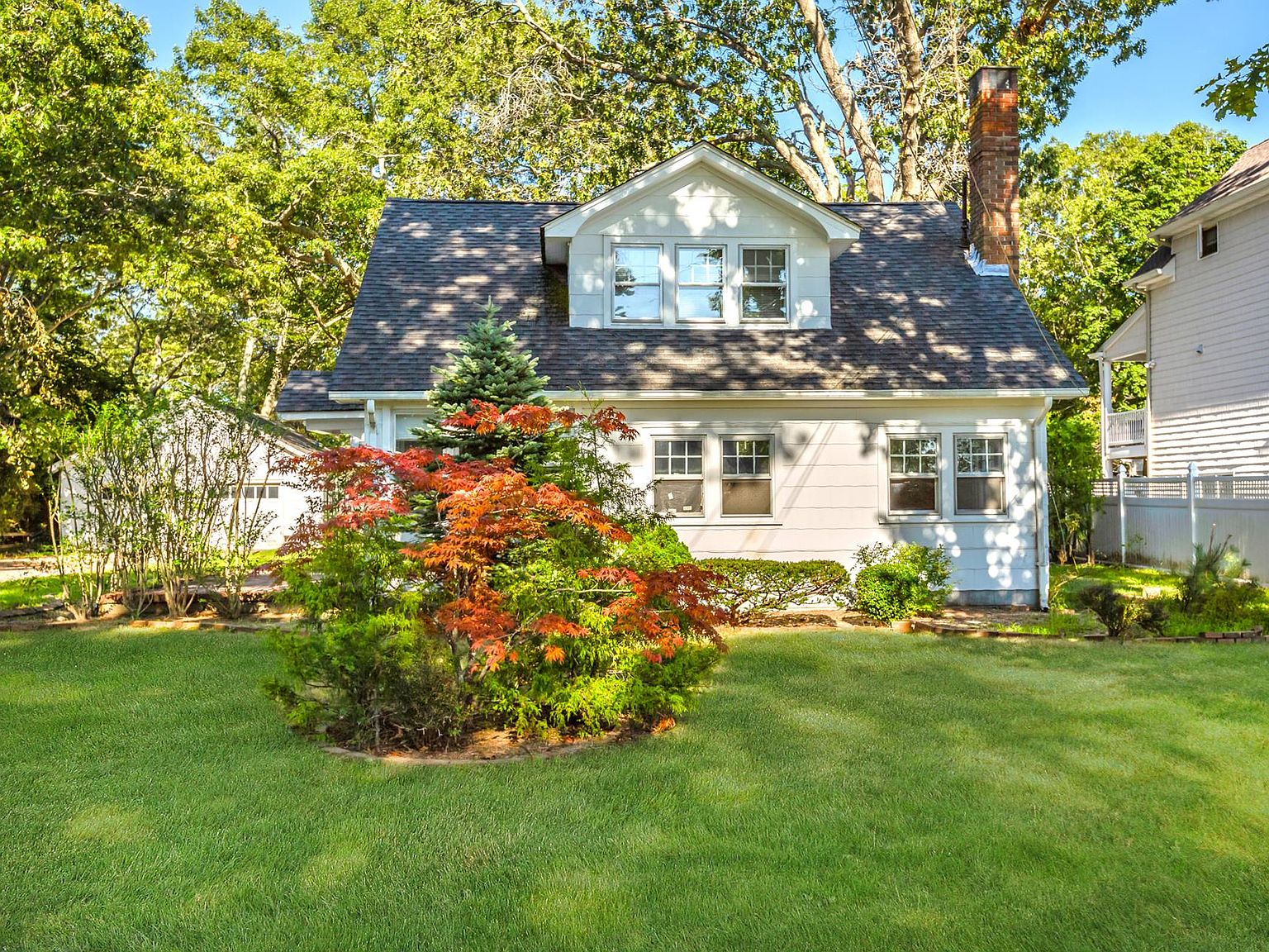 44 Meeting House Creek Rd, Aquebogue, NY 11901 Zillow