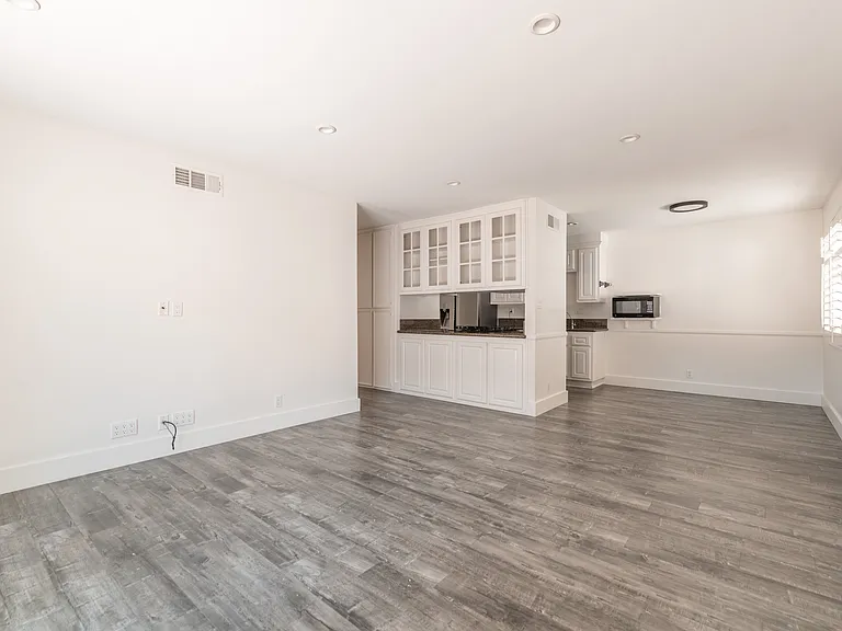 5438 McCulloch Ave #C — Photo 5