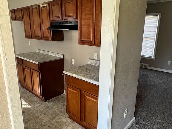 3rd image of 1590 Haywood Ave