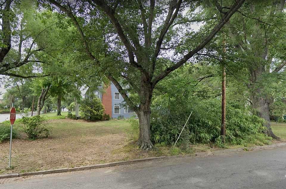 1st image of 934 Englewood Ave