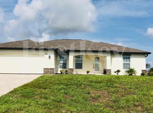 1928 NW 9th Pl, Cape Coral, FL 33993