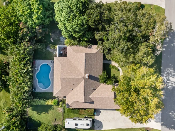 2138 SE Herron Avenue, Port St Lucie, FL 34952